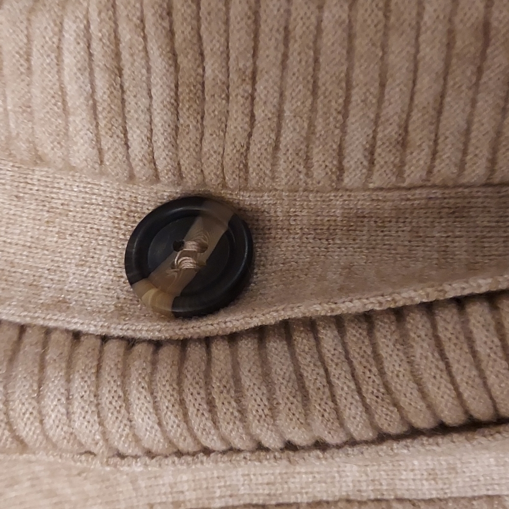 Cream Cardigan - Picture 3 of 6